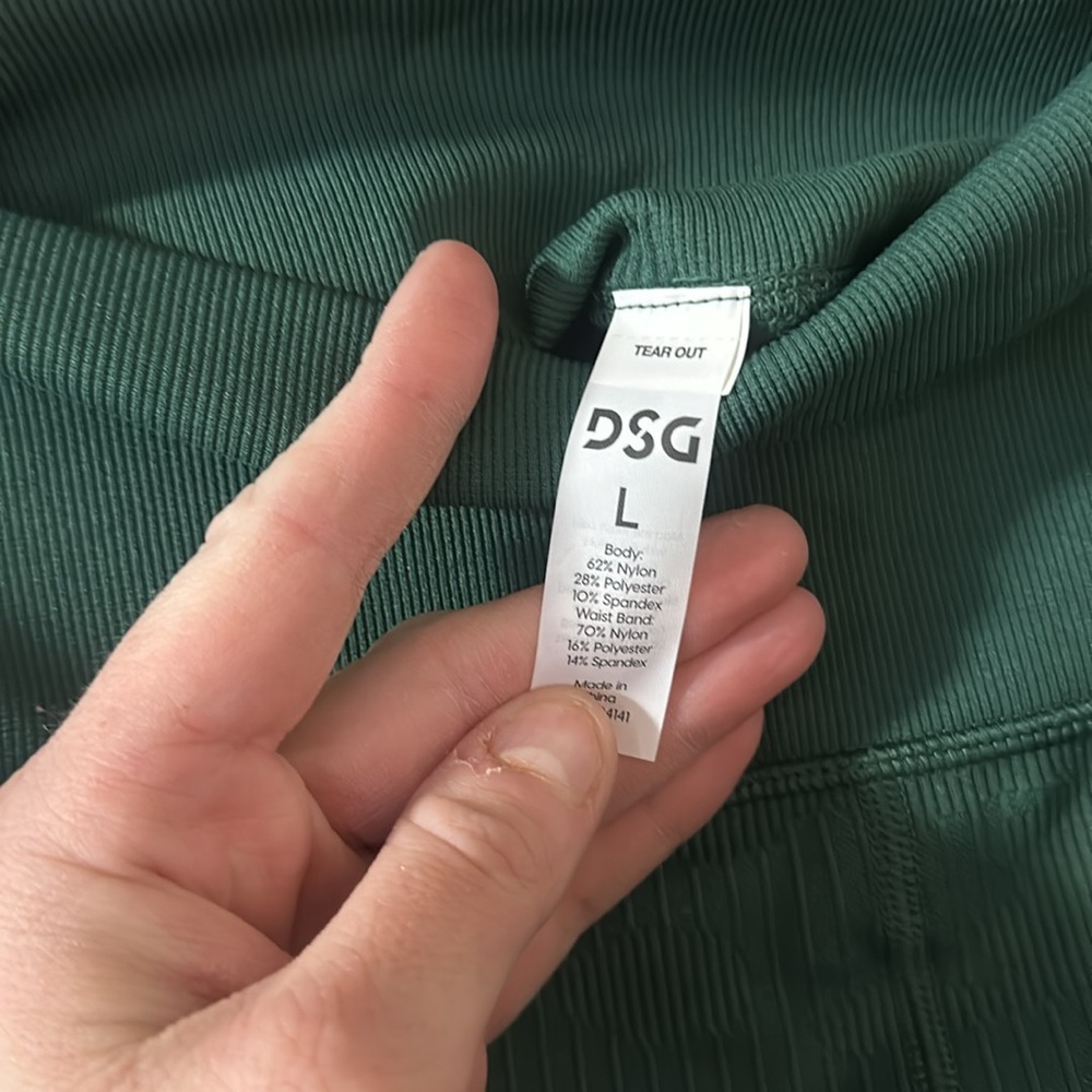 DSG Seamless Performance Legging: HIGHLAND GREEN: NEW WITH TAGS: SIZE L - Picture 3 of 6